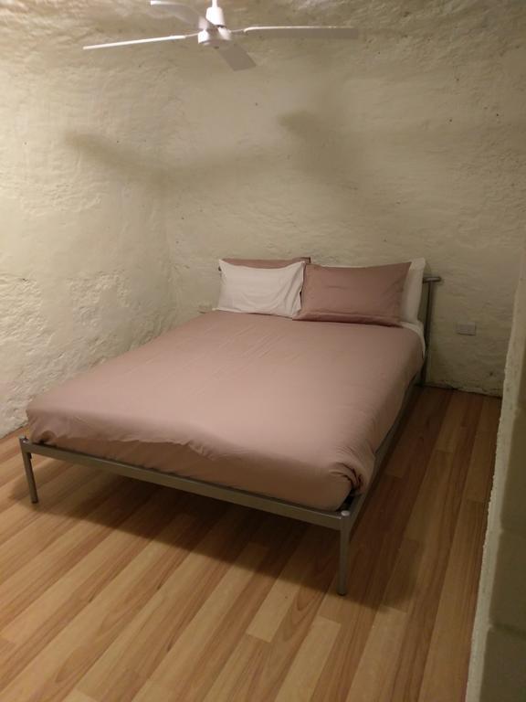Cave Place Units Coober Pedy Kültér fotó